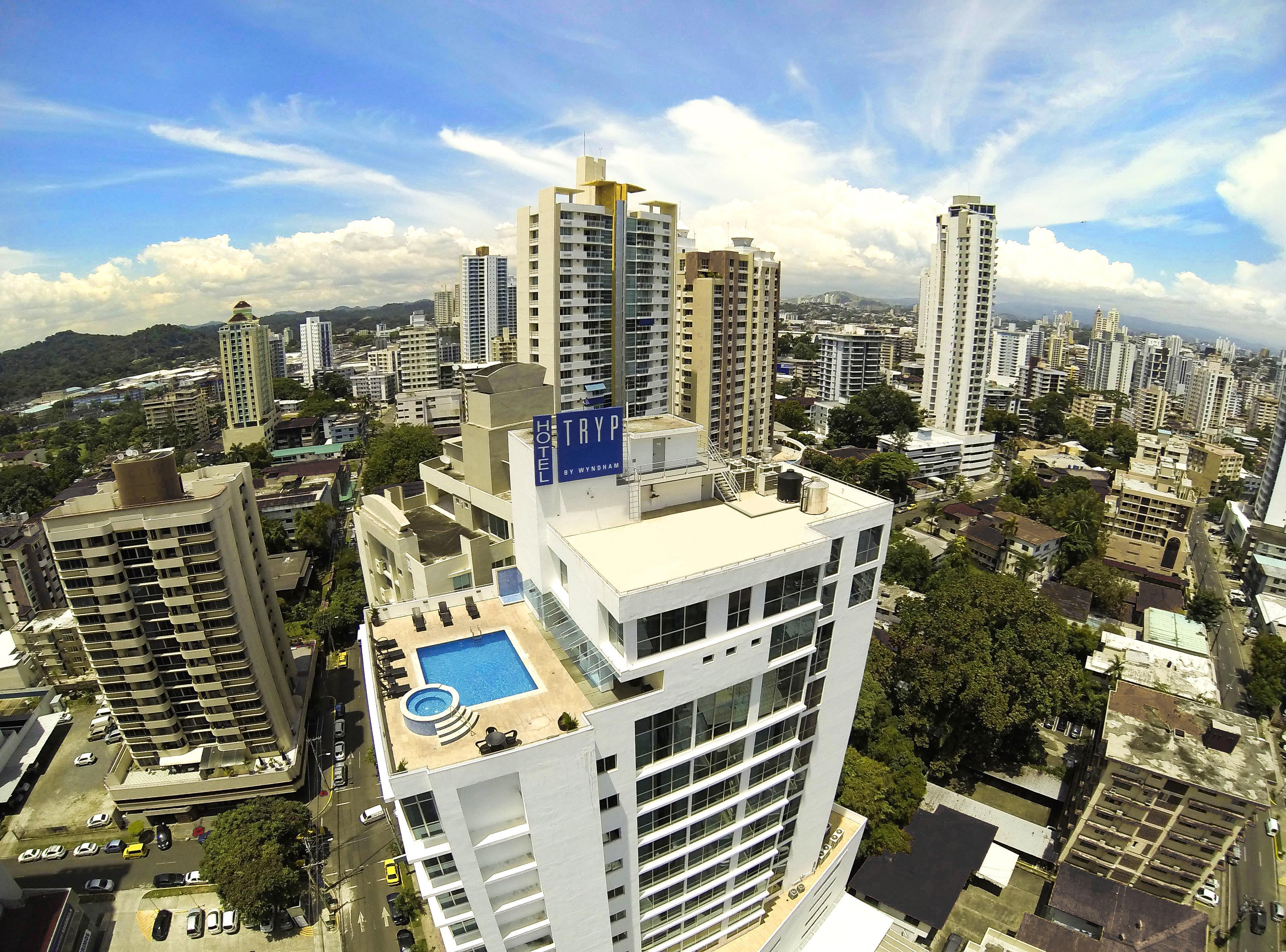 ホテル トリップ バイ ウインダム パナマ セントロ パナマ・シティー エクステリア 写真